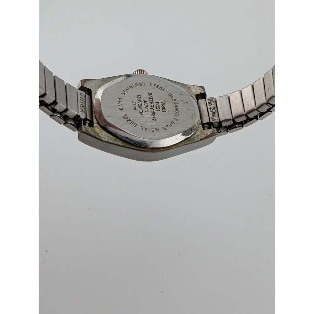 White Stag Watch Women‎ 18mm Case Silver Stretch Band- New Battery